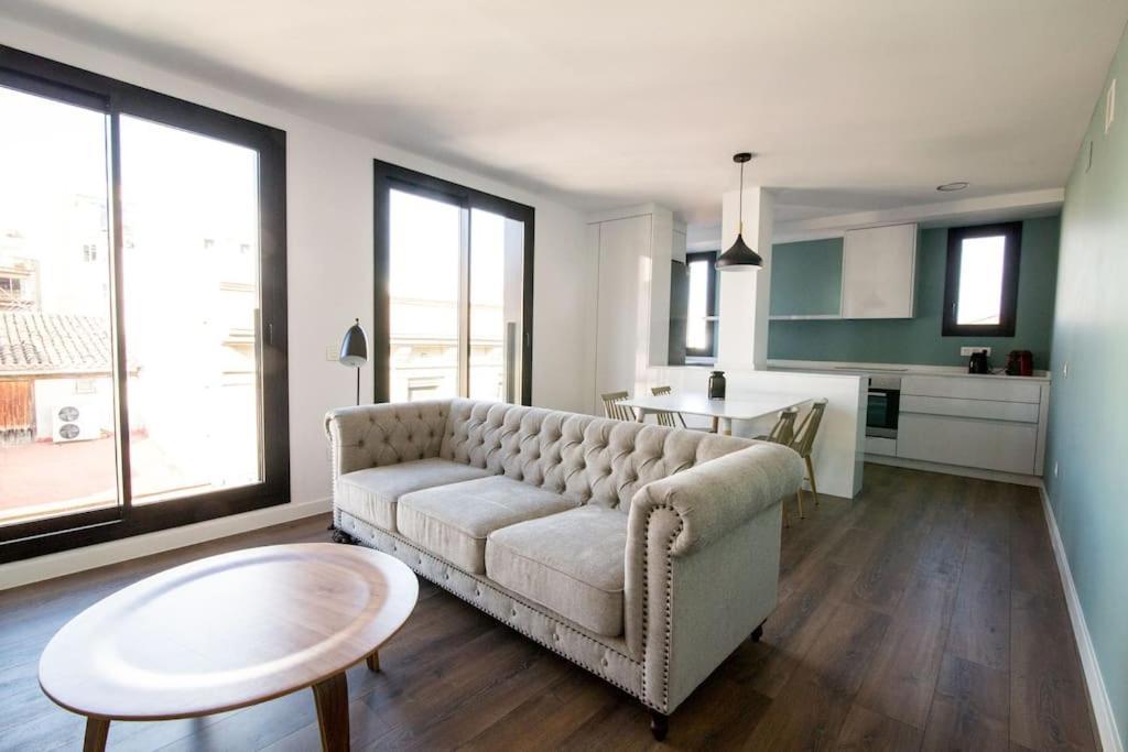 3-2 Apartamento De Diseno En El Centro De Reus Apartman Kültér fotó