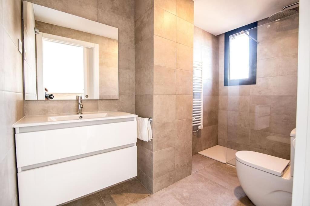 3-2 Apartamento De Diseno En El Centro De Reus Apartman Kültér fotó